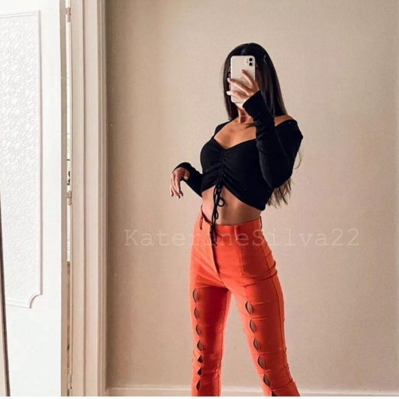 NWT Zara Blogger Favorite Orange Cut Out Flare Pants Size S - Picture 3 of 16